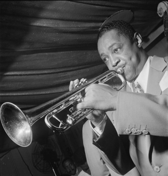 Wicks Kicks Joe Thomas